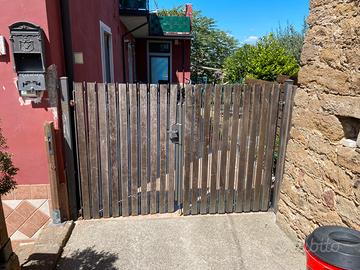 Cancello completo a doppia anta rivestito legno