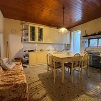 CASA SEMINDIPENDENTE A VITTORIO VENETO