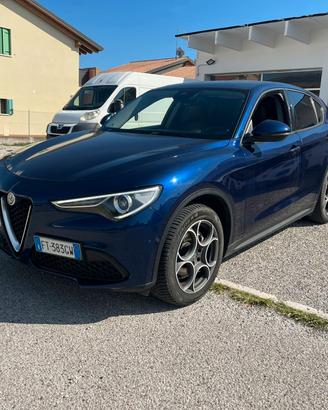 Alfa Romeo Stelvio 2.2 Turbodiesel 210 CV AT8 Q4 E