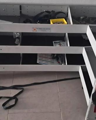 Scaffale per furgone