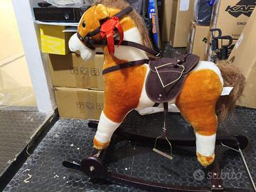 Cavallo a Dondolo