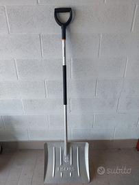 Pala per neve in alluminio