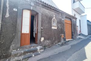 Casa singola con cortile
