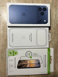 Iphone 17 pro max blu con cover e pellicola