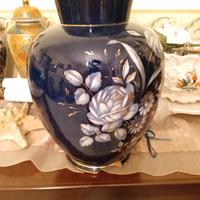 Vaso in ceramica blu