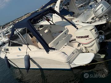 Barca Stama 20 Cabin Evinrude