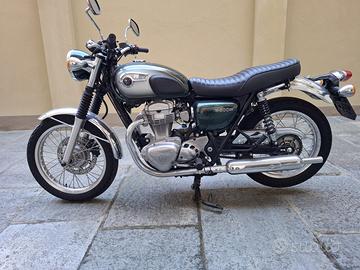Kawasaki W800