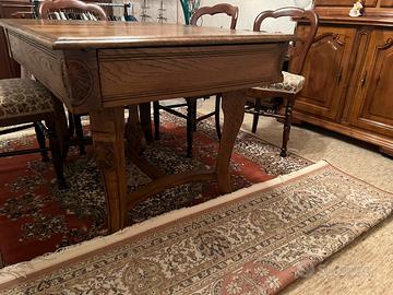 tavolo legno particolare