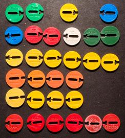 30 gettoni in plastica a Clip tutti diversi