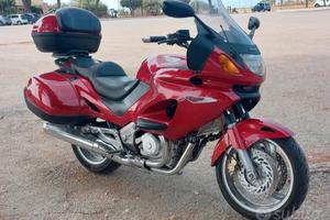 Honda Deauville 650