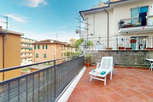 ACCOGLIENTE BILOCALE CON TERRAZZO!