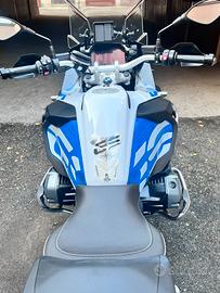 Moto bmw adv rally 1200 cc