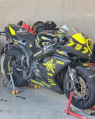 Yamaha r1 2007 
