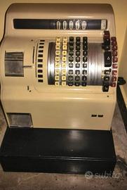 Registratore di cassa vintage 