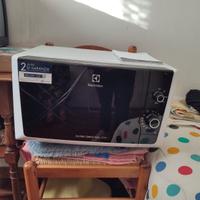 Microonde Electrolux 1000w