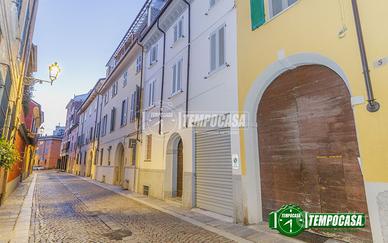 Monolocale in centro storico a Piacenza
