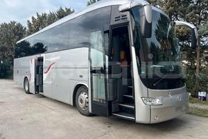 Autobus turistico Iveco 389