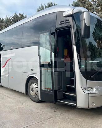 Autobus turistico Iveco 389