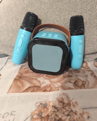 mini cassa karaoke con 2 microfoni