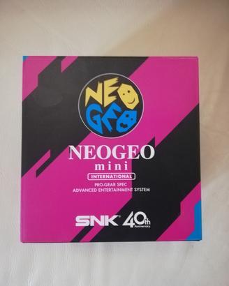 NEO GEO MINI 40TH ANNIVERSARY + 2 CONTROLLER 