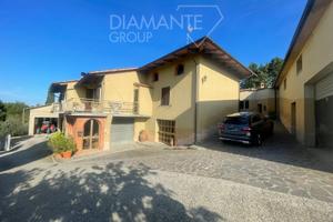 Azienda agricola di 8 Ha con casa ed annessi