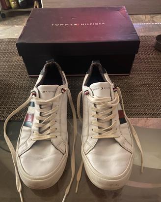 Scarpe “Tommy Hilfiger”, numero 42
