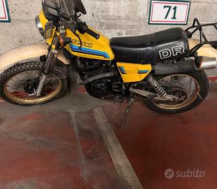 Suzuki DR 500