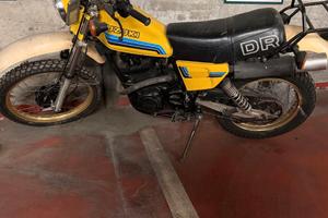 Suzuki DR 500