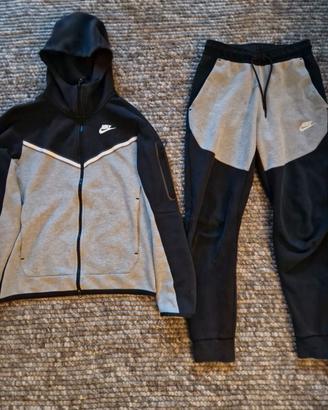 tuta nike tech grigio nera