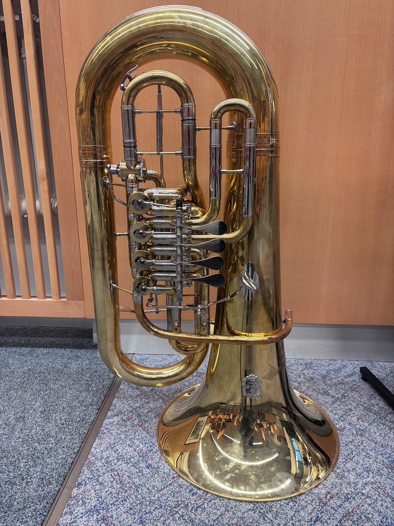 Sierman Estee Tuba in Fa - Strumenti Musicali In vendita a Bolzano