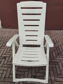 SEDIA  SDRAIO. X  GIARDINO. o MARE.