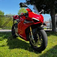 Ducati Panigale V4s 2021