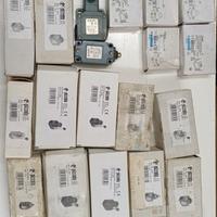 Materiale elettrico finecorsa pizzato e Telemecan 