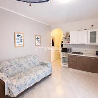 TRILOCALE CON GARAGE IN PIENA ZONA ALBA, A 250 MET