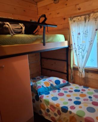 Cameretta con letto a castello