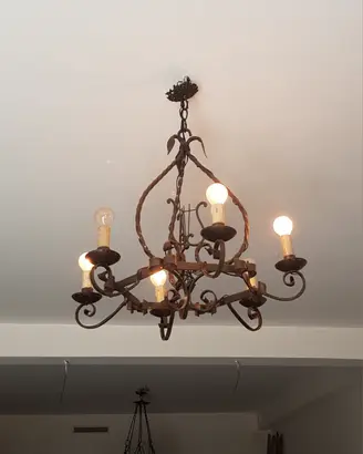 lampadario in ferro battuto 