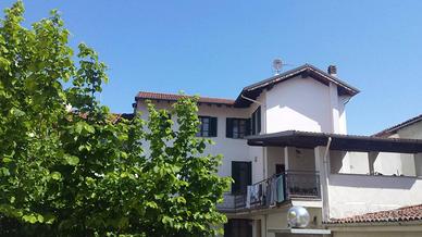 CASTELLAZZO B.DA vendiamo in centro paese casa bif