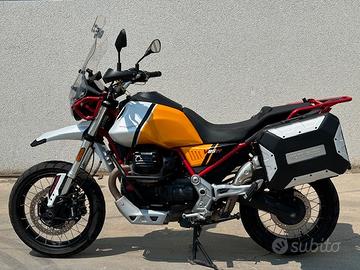 Moto Guzzi V85 TT - 2022