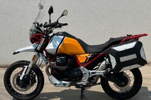 Moto Guzzi V85 TT - 2022