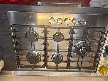 Piano cottura 5 fuochi
