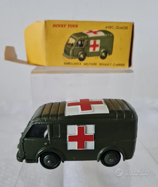 Dinky Toys – Ambulanza Militare Renault Carrier