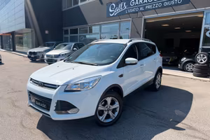 Ford Kuga 1.5 benzina