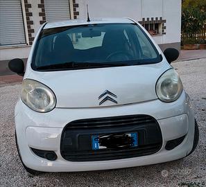 Citroen C1 usata (2011) ideale neopatentati