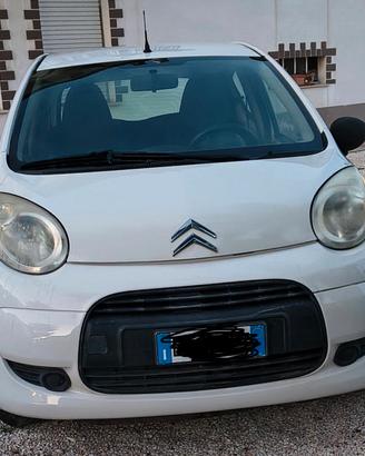 Citroen C1 usata (2011) ideale neopatentati