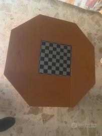 Tavolino basso in legno