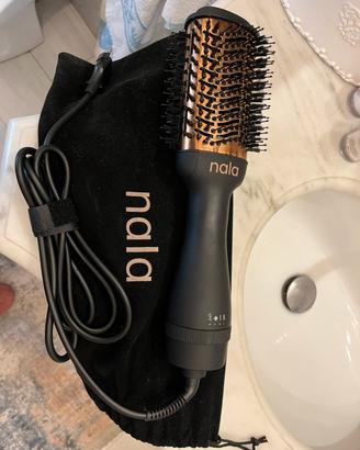 Spazzola lisciante e volumizzante