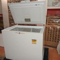 Congelatore a pozzetto Whirlpool