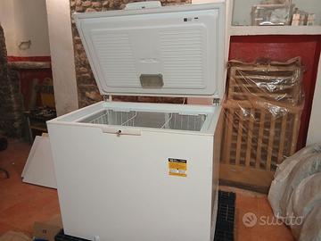 Congelatore a pozzetto Whirlpool