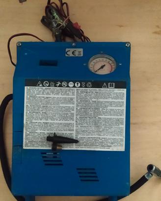 Compressore da batteria per gonfiaggio 