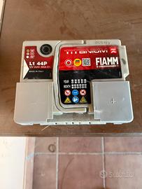 Batteria per auto FIAMM Titanium Pro L1 44P